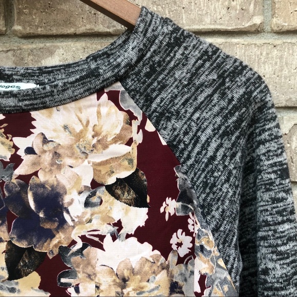 Éloges: floral tunic top - Picture 7 of 10